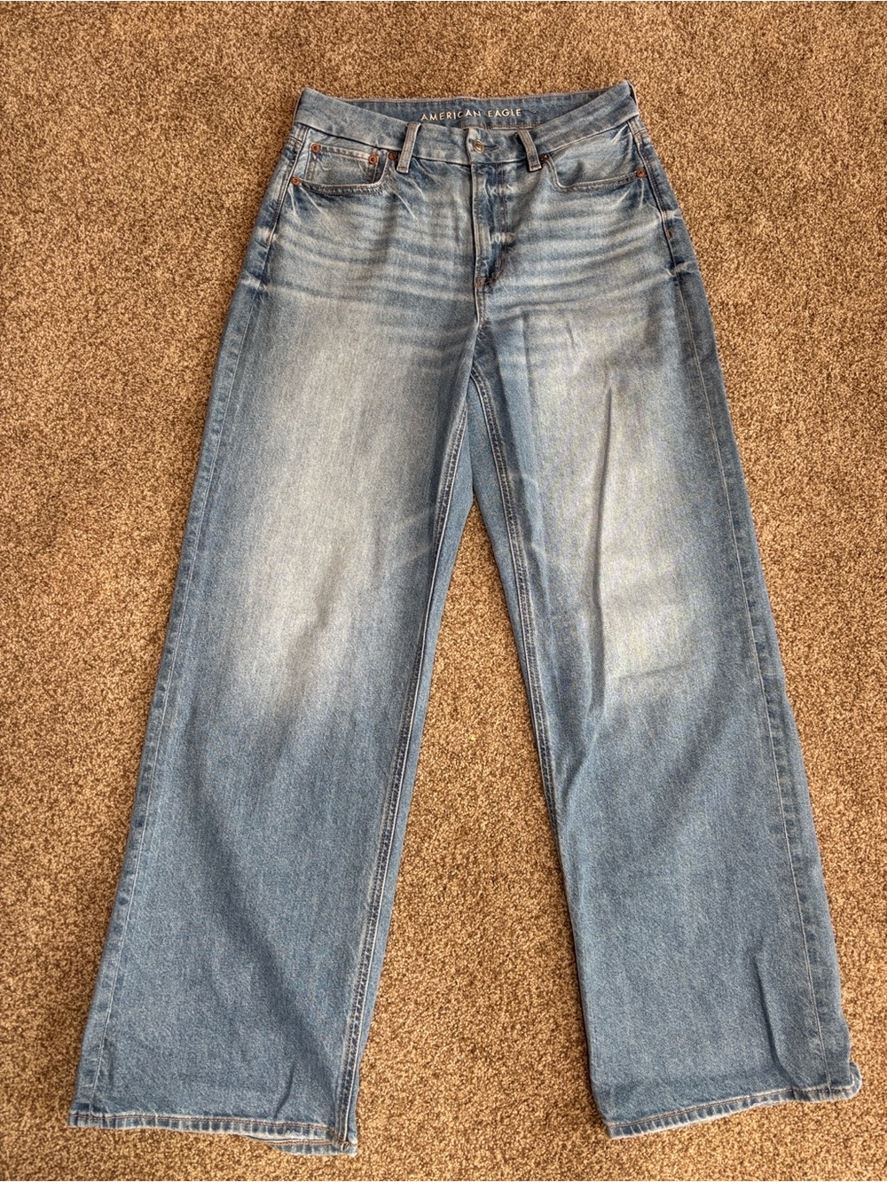 American Eagle Outfitters Light Wash Wide Leg Jeans